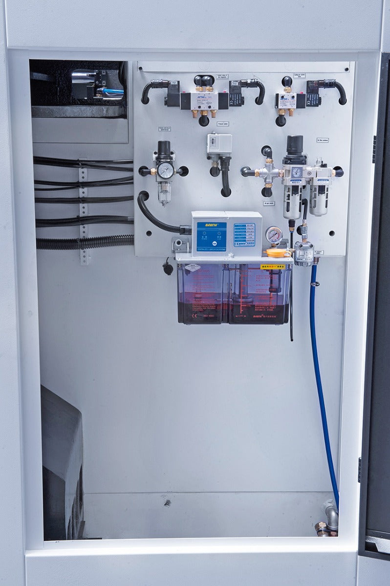 Bernardo CNC-Vertikal-Bearbeitungszentrum 02-1347XL