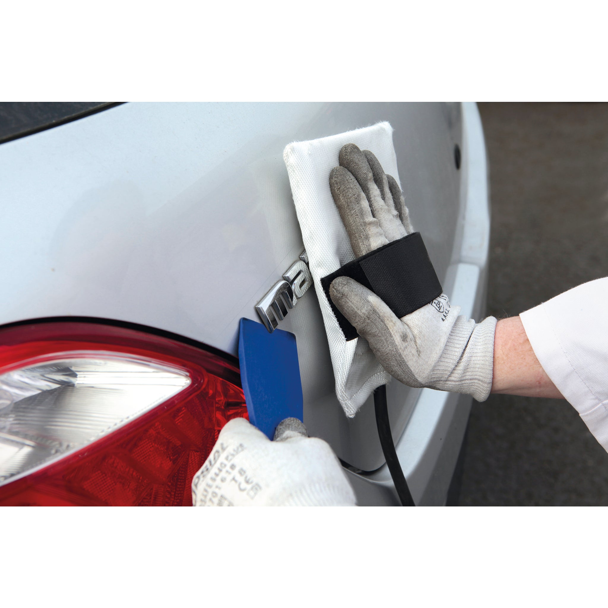 GYS GYSDUCTION AUTO BODY SHOP 048799