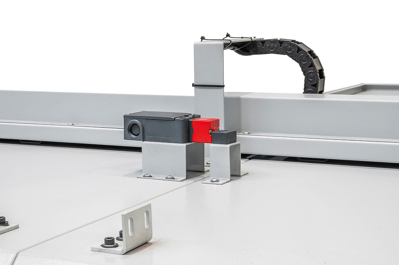 Bernardo Universal-Schleifmaschine URS 32150 PLC  05-1393XL2