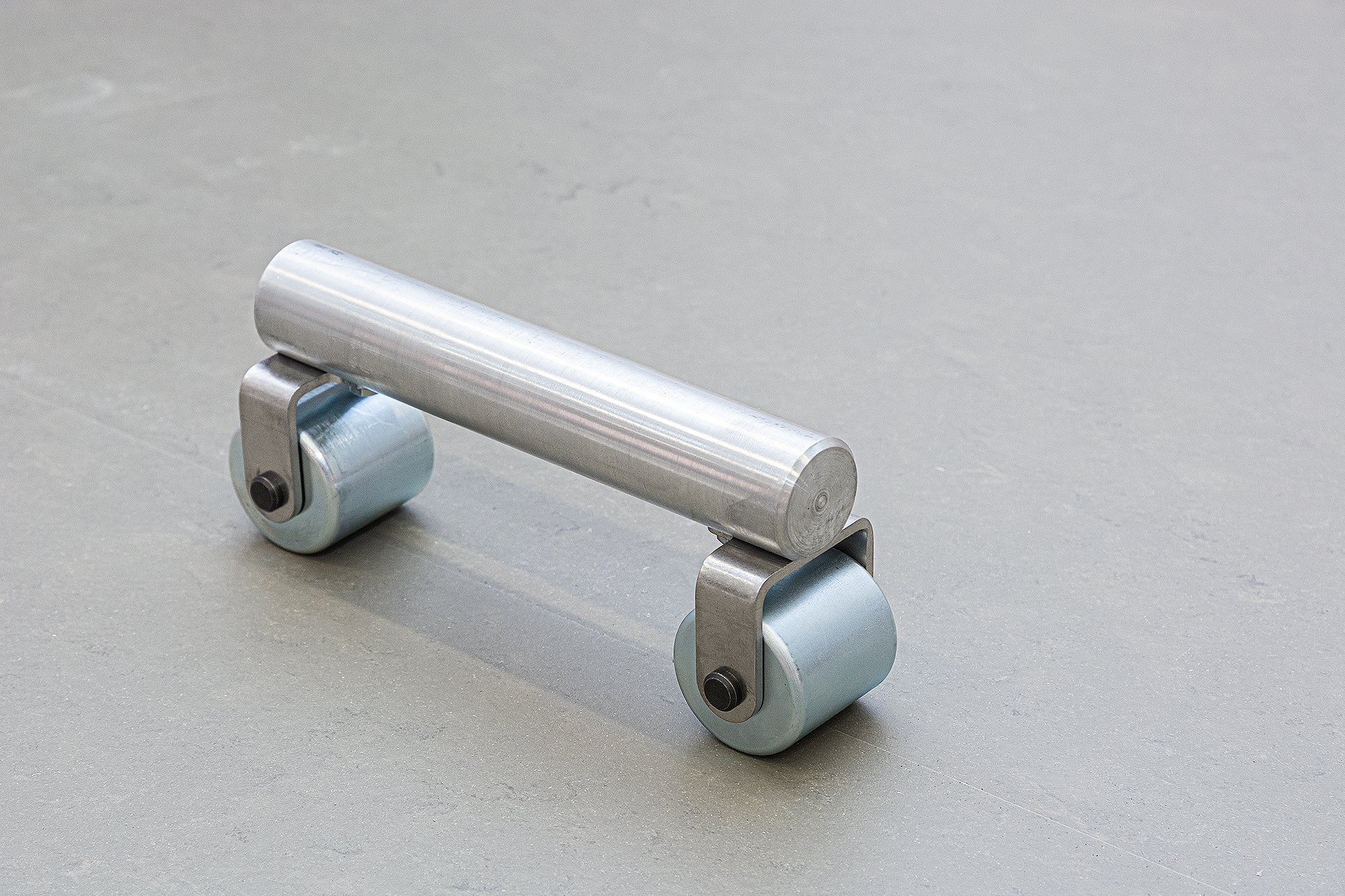 Roll Andrückrolle mit massivem Griff mit 2 Rollen 40 mm breit. Länge 195 mm 1614033