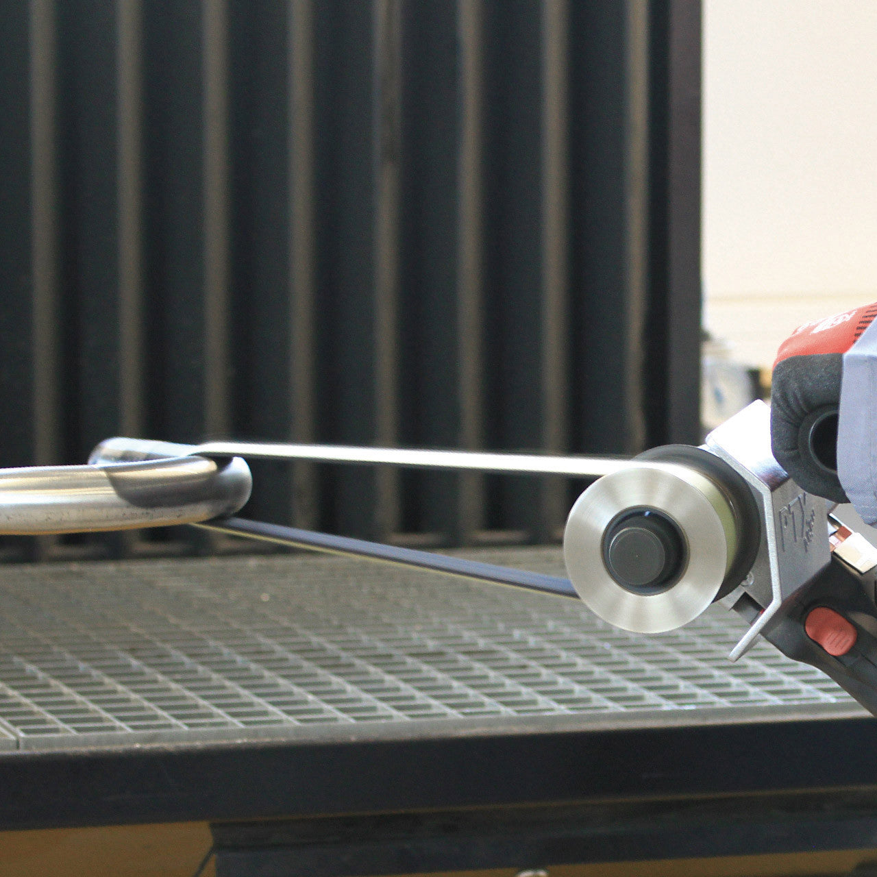 "Eisenblätter 40006va POLY-PTX® Schleifbandrolle 85 x 70 mm  by Eisenblätter"