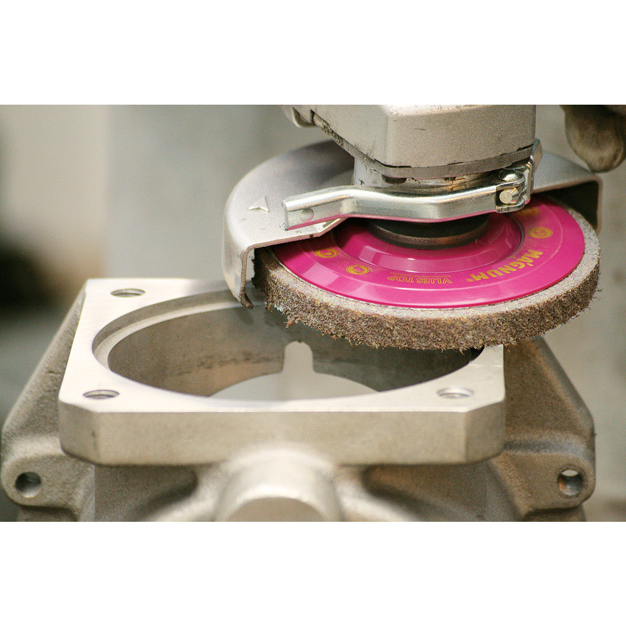 Eisenblätter 96711 MAGNUM® Vlies Top 115 x 22,2 mm, Korn 180