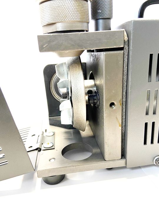 PROMAC BOHRERSCHLEIFMASCHINE JDG-0313