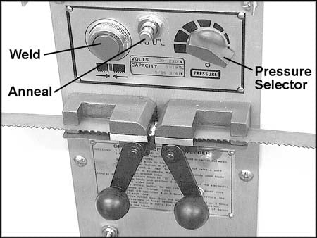 PROMAC VERTIKALE METALLBANDSÄGE VBS-3612
